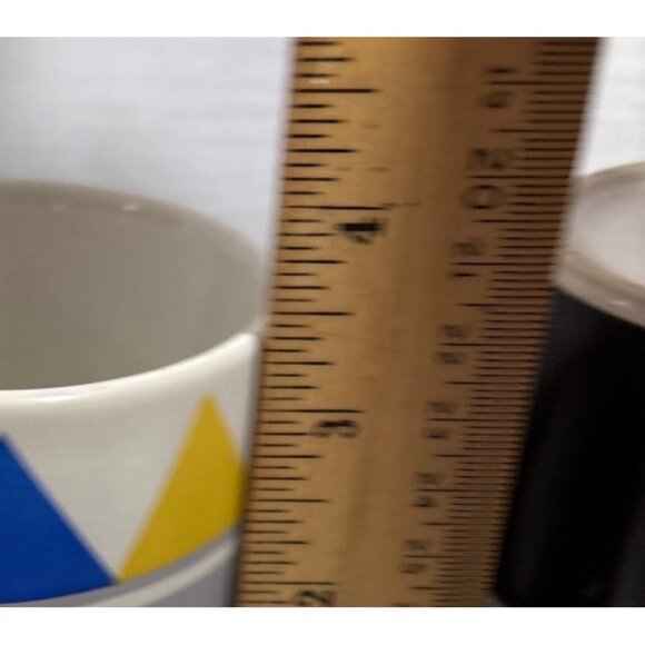 Set Of 2 Vintage Ceramic Coffee Mugs Geometric Triangle Pattern Gray & Black - Picture 7 of 8